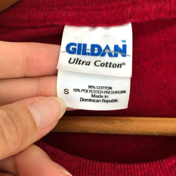 Ithaca is GORGES iconic T-shirt - like new - size S - Gildan 90% cotton 10% poly - Picture 3 of 10